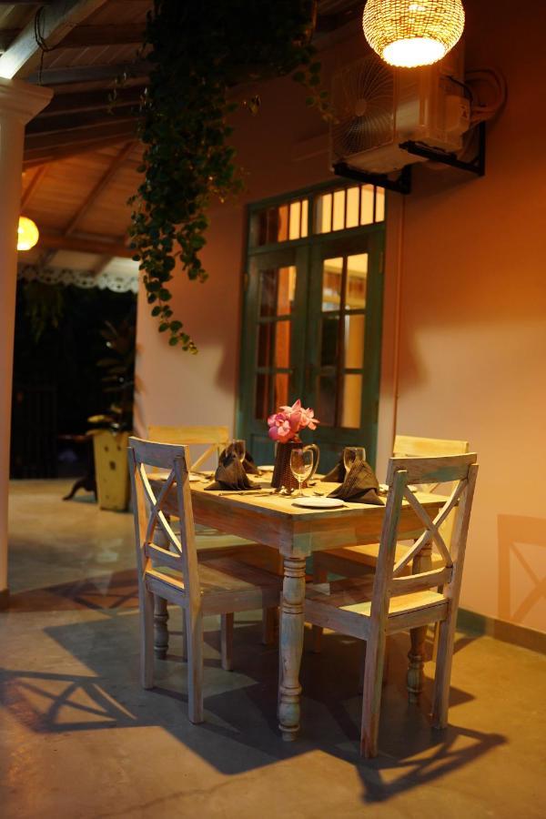 Ronaya Surf Waves Villa Dikwella Luaran gambar