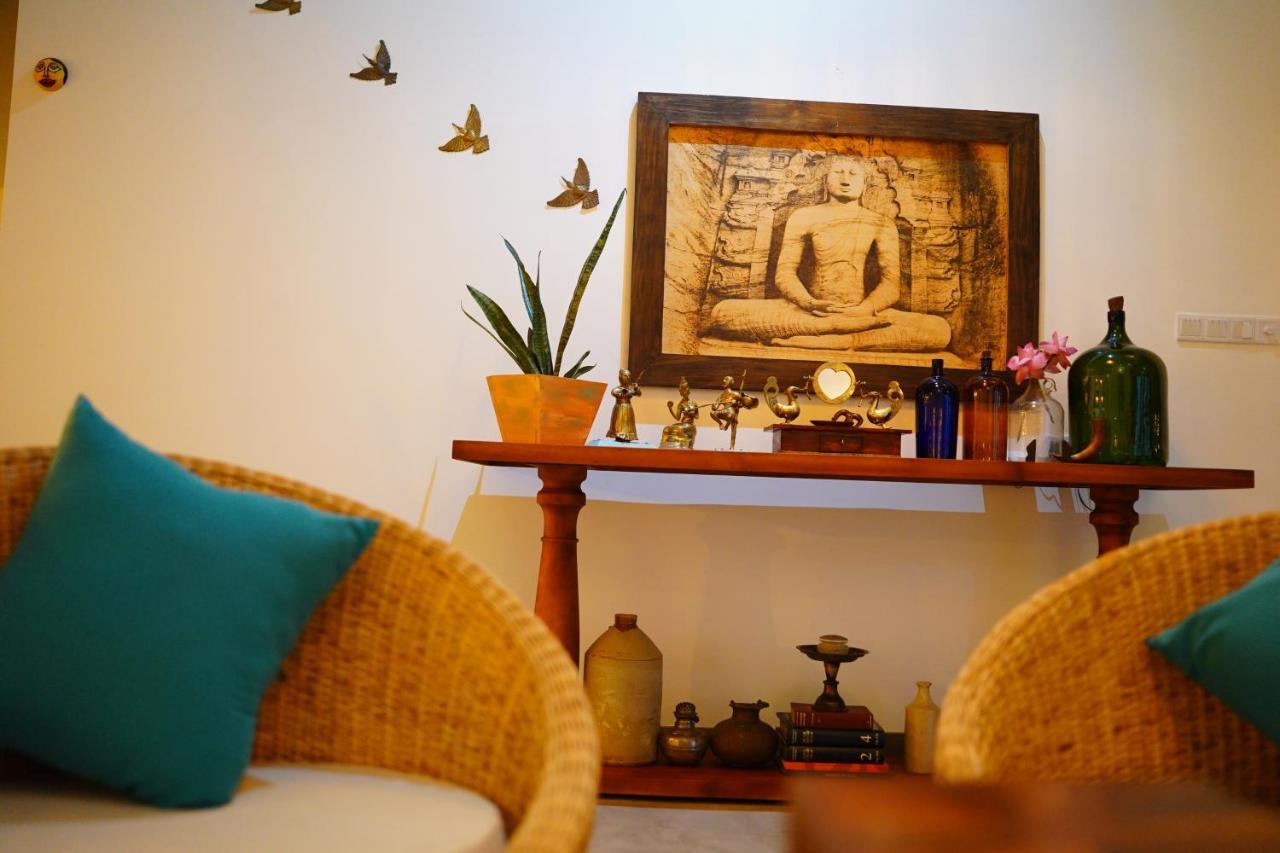 Ronaya Surf Waves Villa Dikwella Luaran gambar