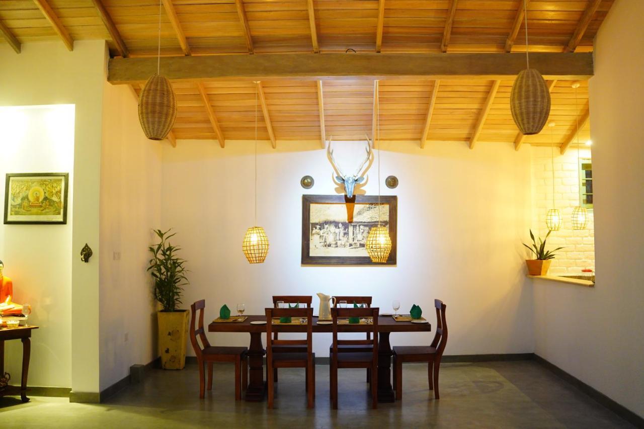 Ronaya Surf Waves Villa Dikwella Luaran gambar