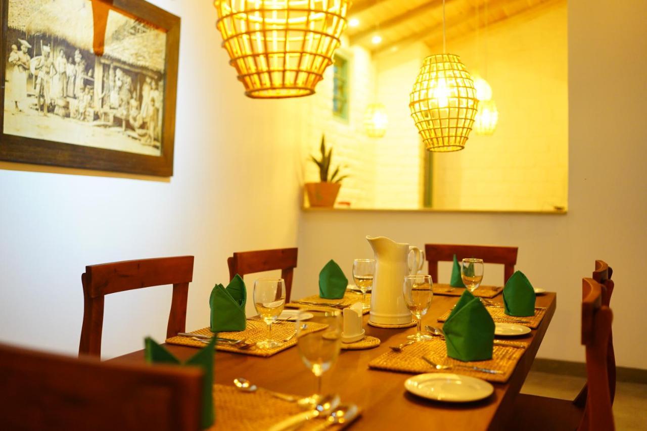 Ronaya Surf Waves Villa Dikwella Luaran gambar